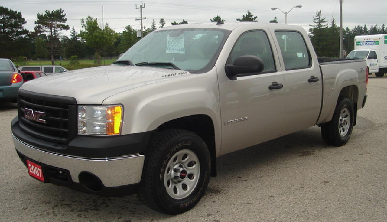 Used 2007 GMC Sierra  for sale in Walkerton, ON