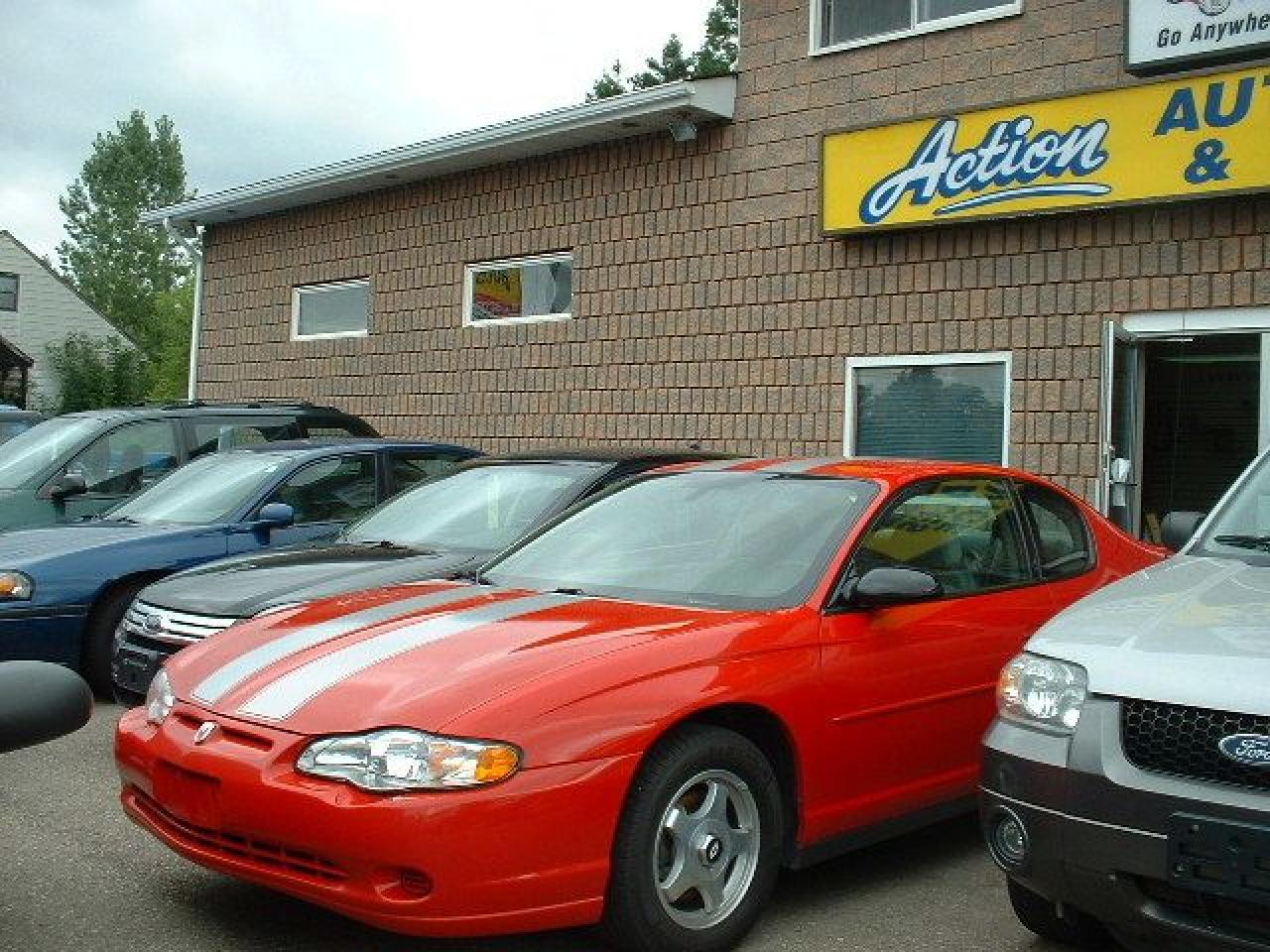 Used 2004 Chevrolet Monte Carlo  for sale in Paris, ON