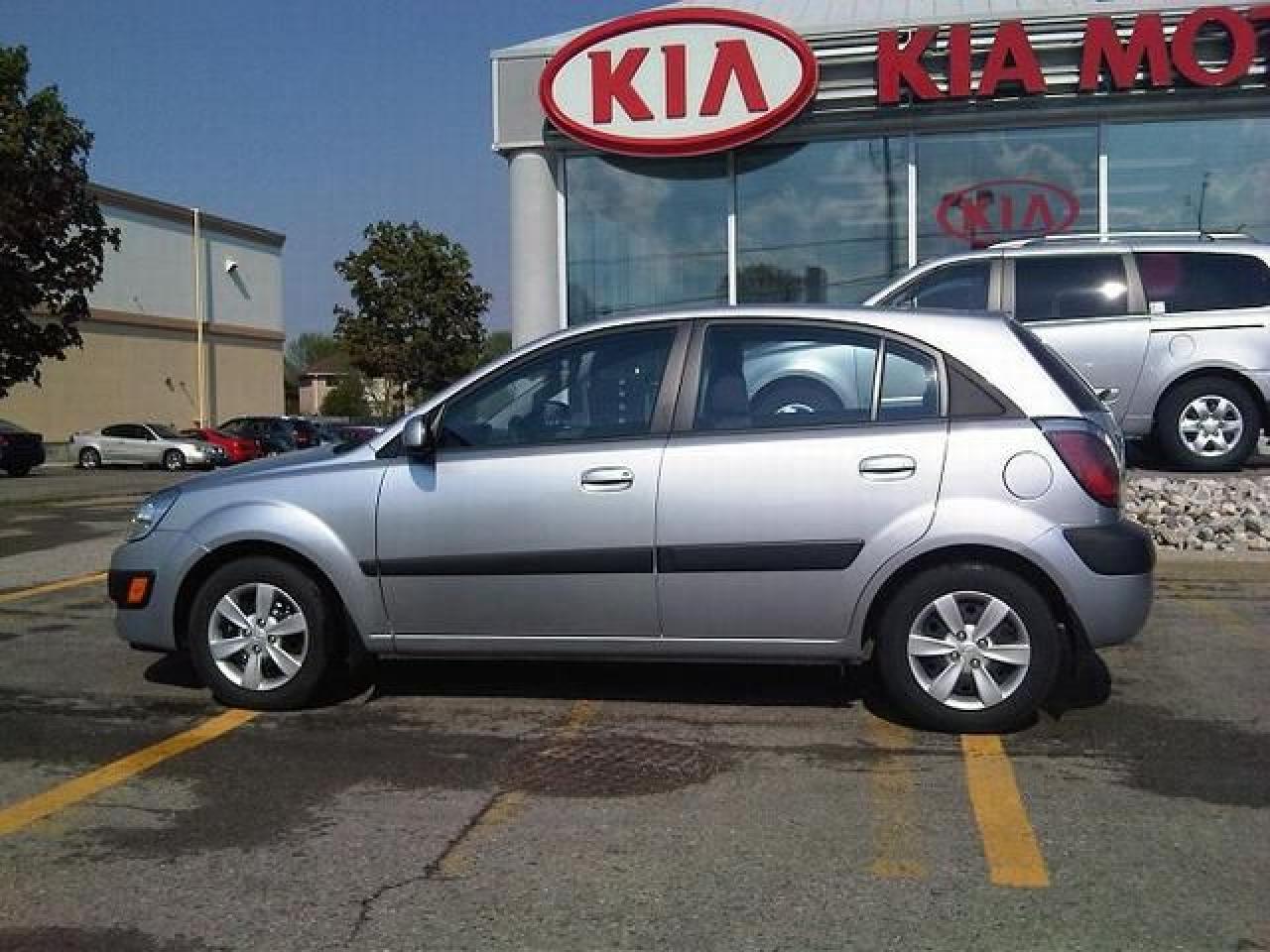 Used 2009 Kia RIO5 EX for sale in London, ON