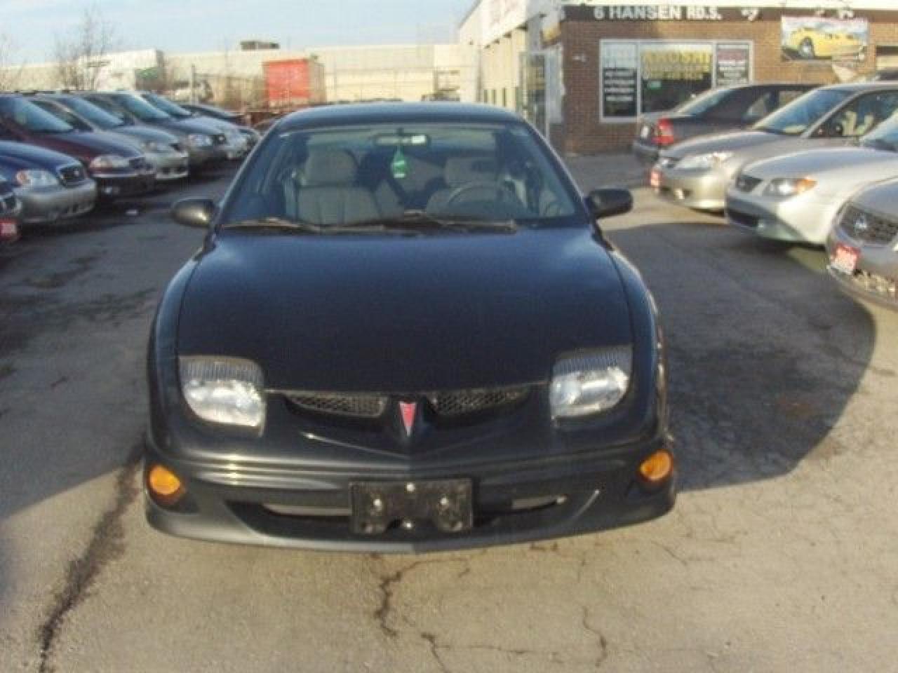 Used 2000 Pontiac Sunfire  for sale in Brampton, ON