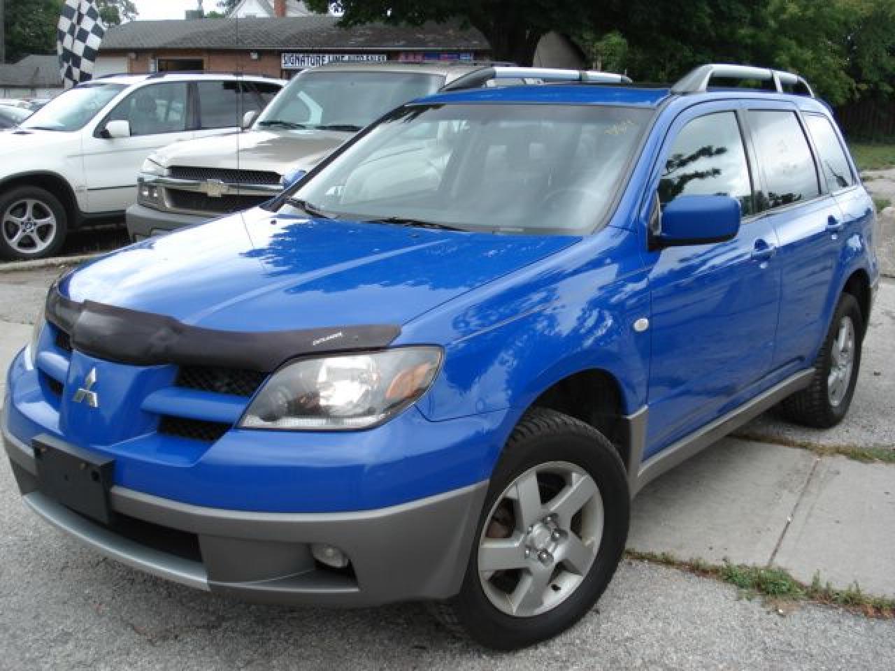 Used 2003 Mitsubishi Outlander MILLENIUM EDITION AWD SUNROOF LOADED MINT RIDE !!! for sale in Scarborough, ON