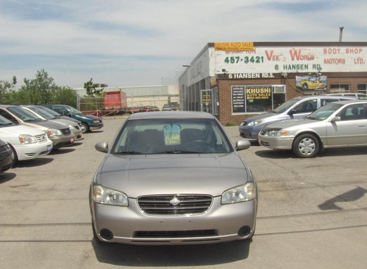 Used 2000 Nissan Maxima  for sale in Brampton, ON
