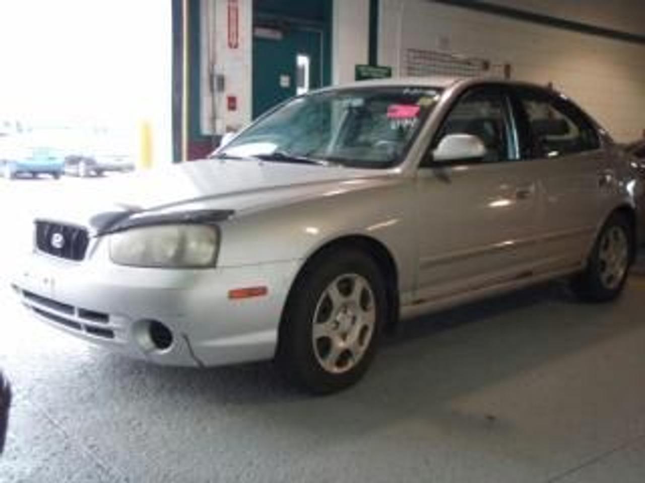 Used 2001 Hyundai Elantra  for sale in Brampton, ON