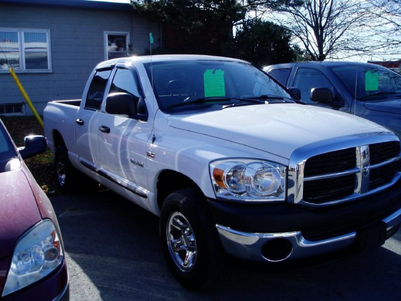 Used 2008 Dodge Ram 1500 QUAD CAB 4X4 HEMI for sale in Beamsville, ON