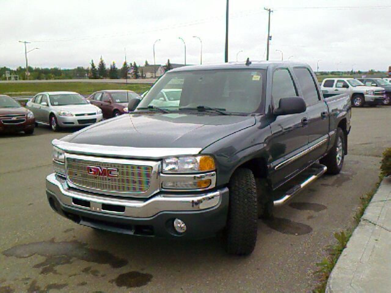 Used 2007 GMC Sierra K1500 CREW 1500 SLE Z71 for sale in Meadow Lake, SK