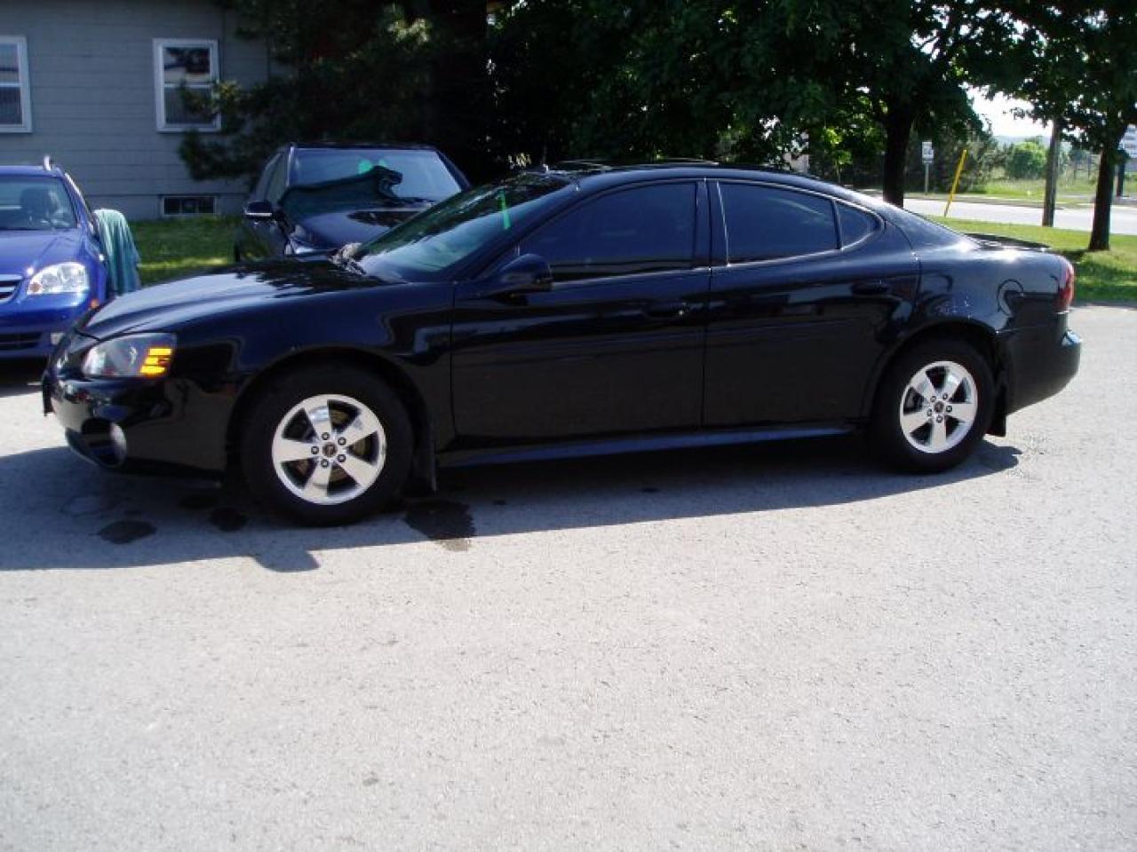 Used 2005 Pontiac Grand Prix GT2 for sale in Beamsville, ON