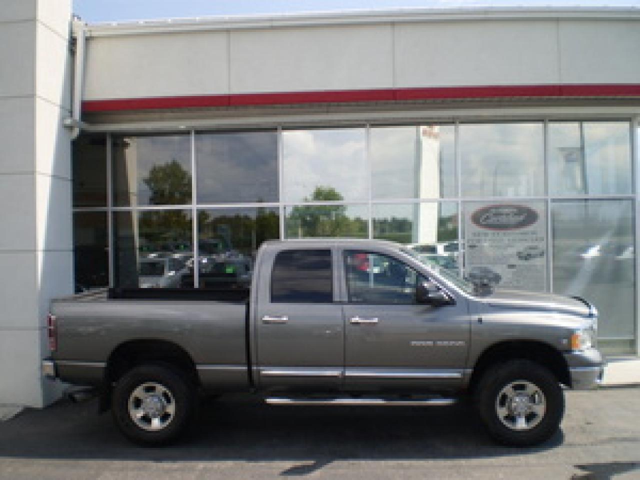 Used 2005 Dodge Ram 2500 Quad Cab 4X4 LARAMIE 5.9L DIESEL for sale in Calgary, AB