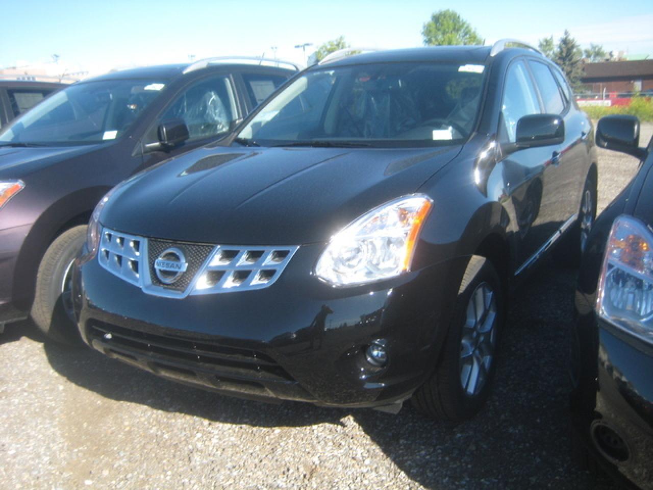 New 2011 Nissan Rogue SL for sale in Calgary, AB