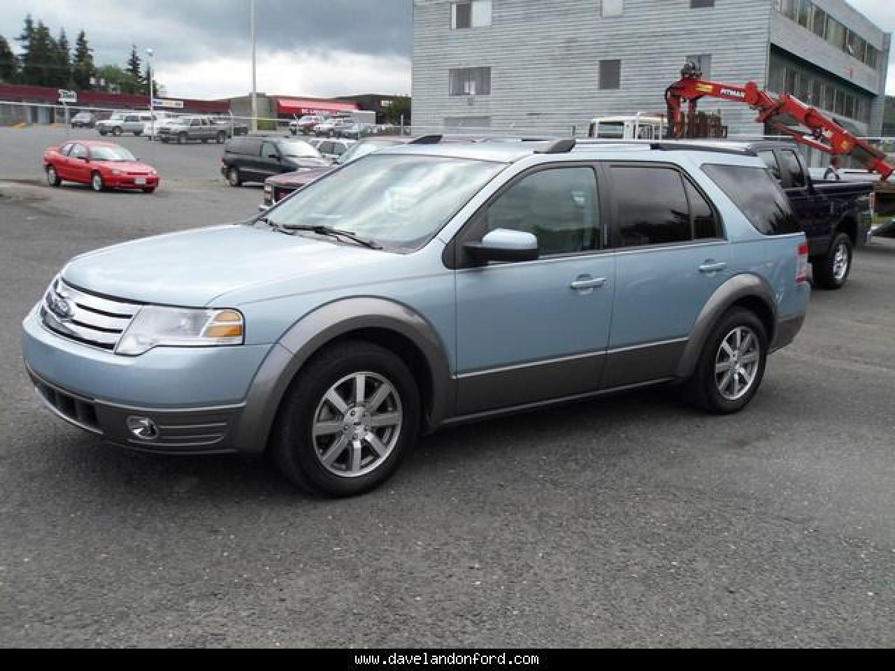 Used 2008 Ford Taurus X SEL AWD for sale in Port Hardy, BC