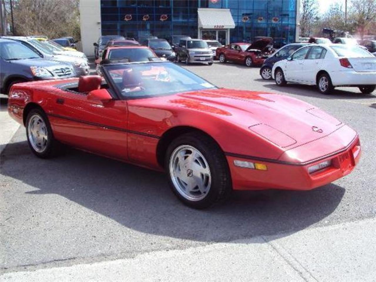 619807