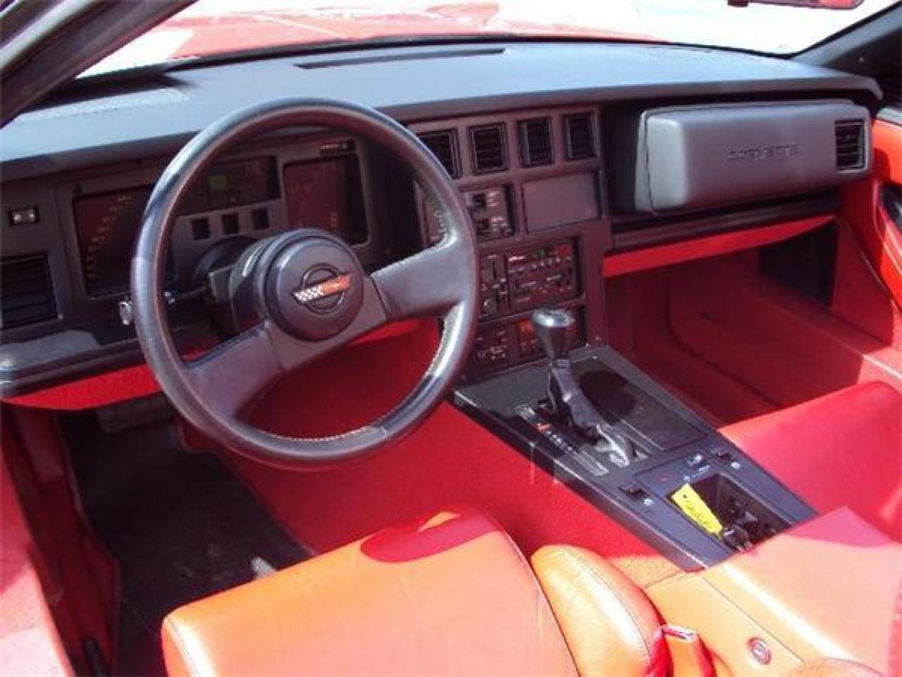 619807