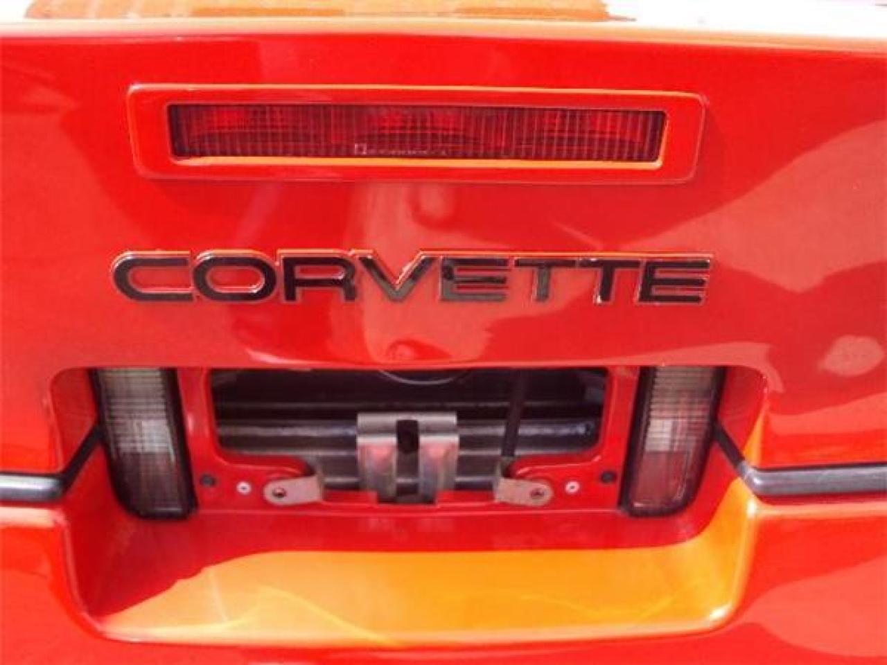619807