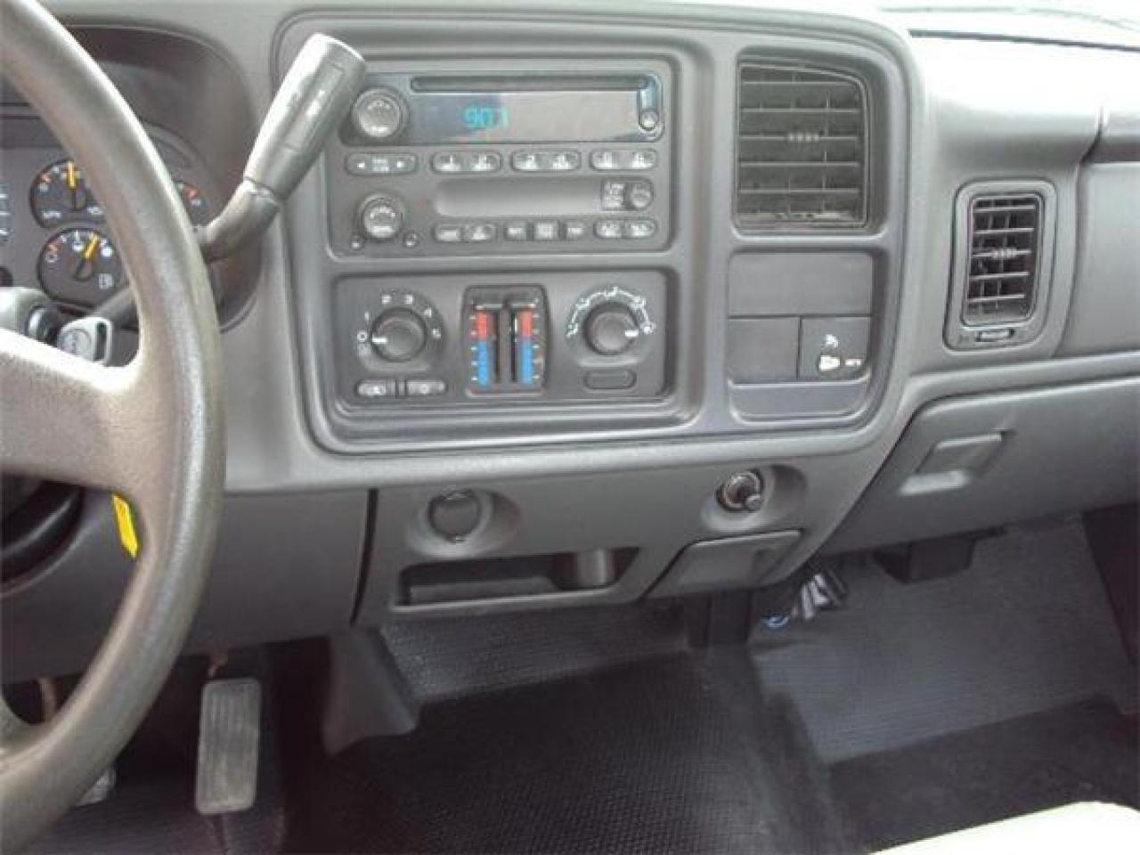 619821