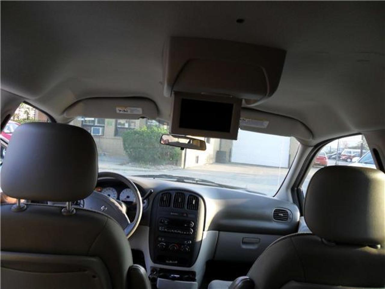 Used 2006 Dodge Caravan  for sale in Mississauga, ON