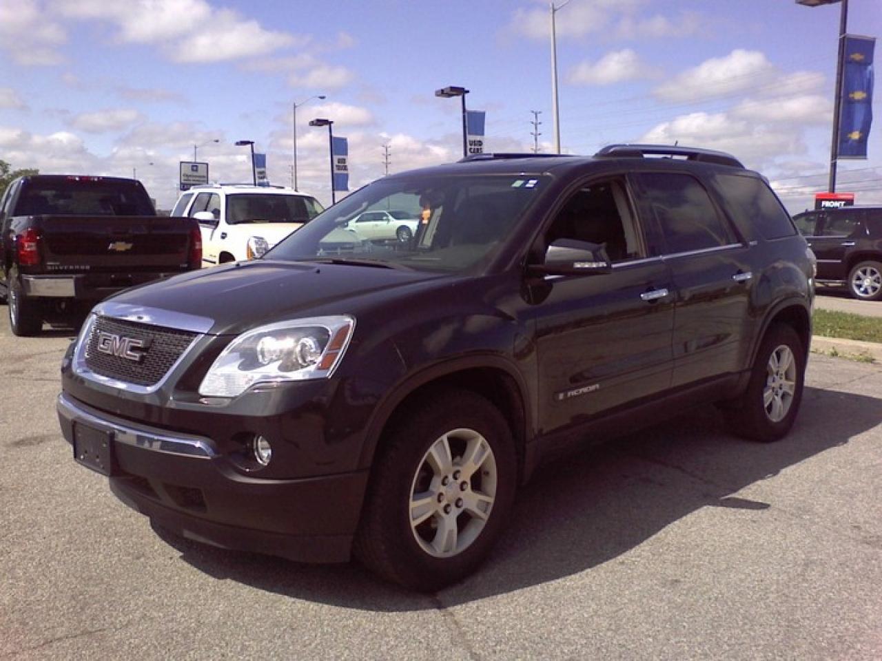Used 2007 GMC Acadia SLT Sport Utility for sale in Mississauga, ON