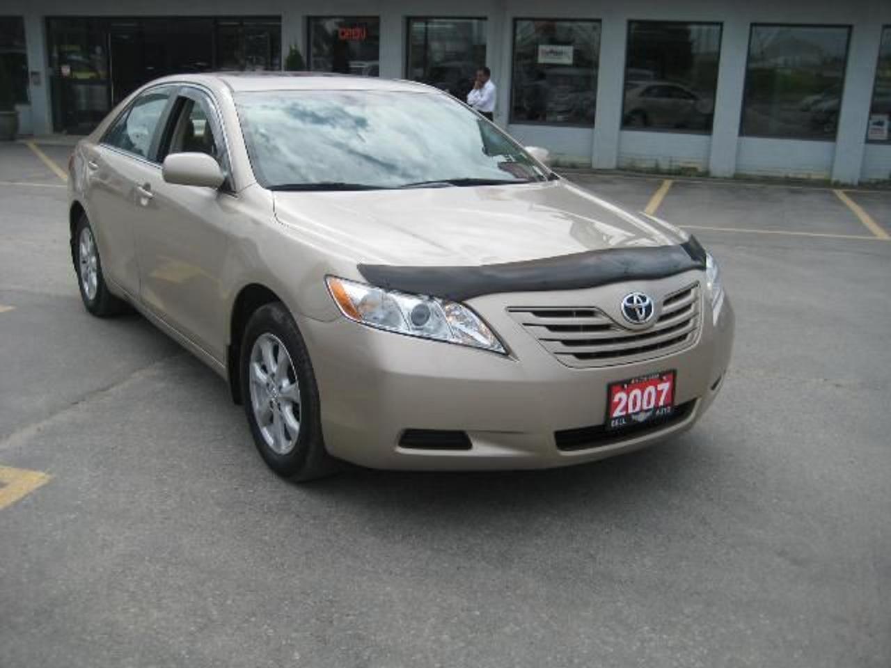 Used 2007 Toyota Camry LE for sale in Toronto, ON