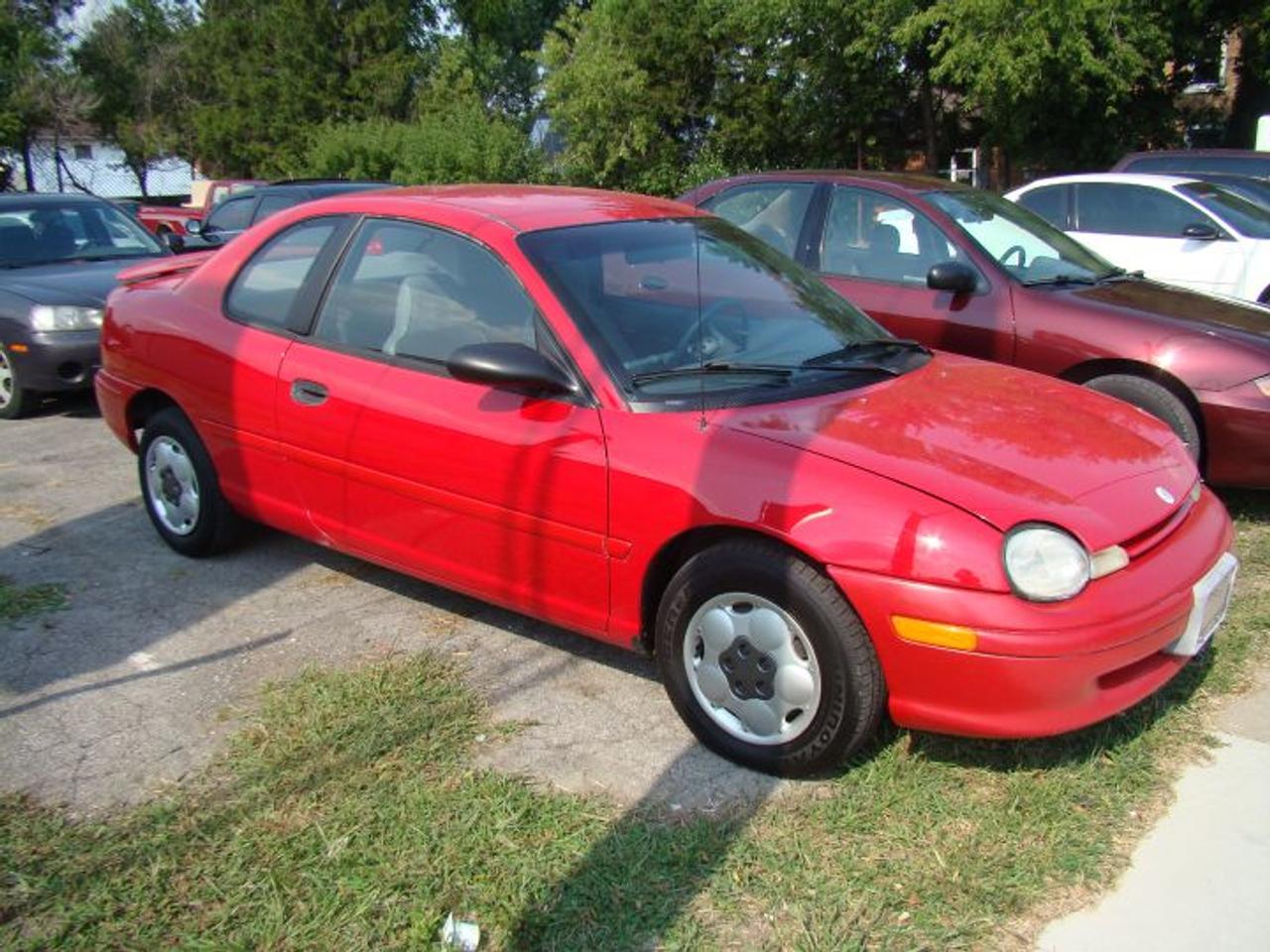 VEHICLE IS SOLD  AS IS 
PRICE IS SUBJECT TO HST AND LICENCING FEES.
SOLD WITH NO DEALER WARRANTY