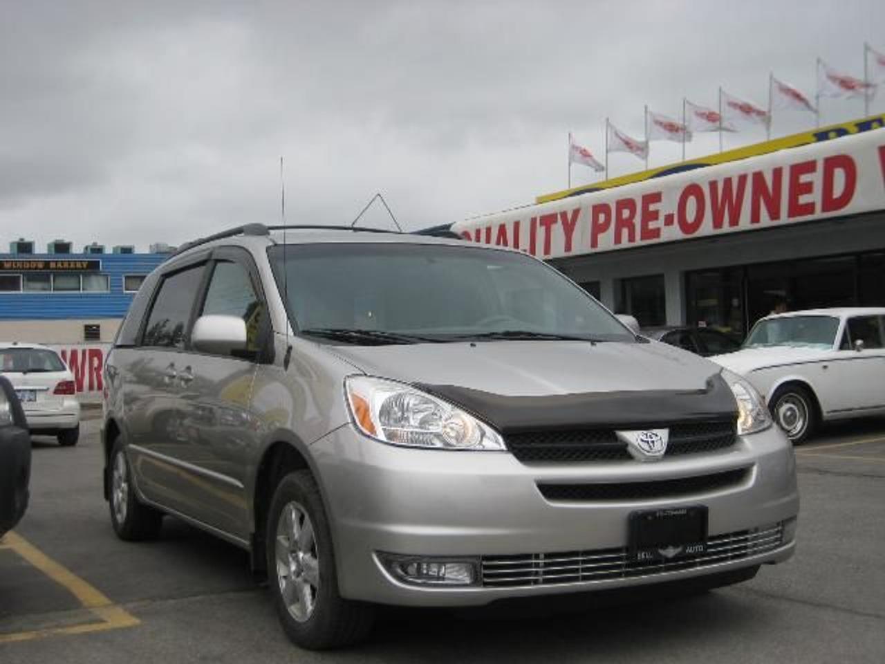 Used 2004 Toyota Sienna  for sale in Toronto, ON