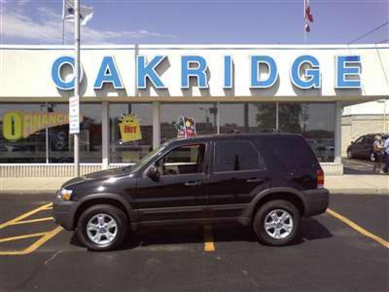 Used 2005 Ford Escape XLT for sale in London, ON