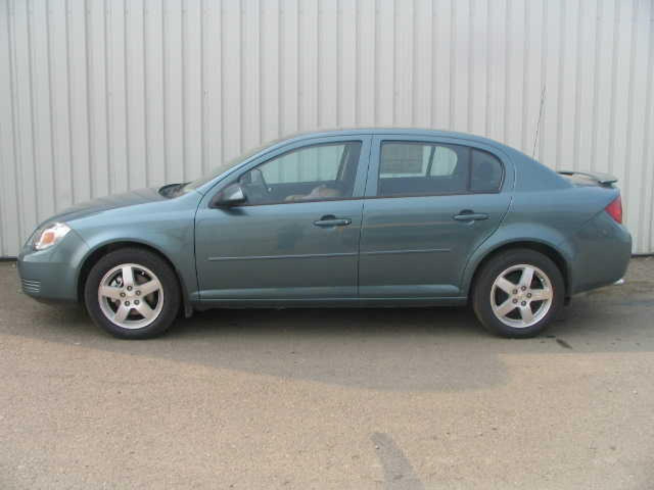 Used 2010 Chevrolet Cobalt LT for sale in Vermilion, AB