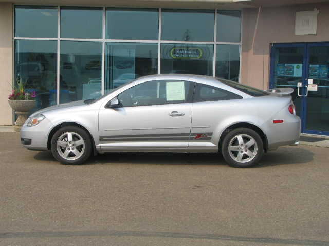 Used 2010 Chevrolet Cobalt LT for sale in Vermilion, AB