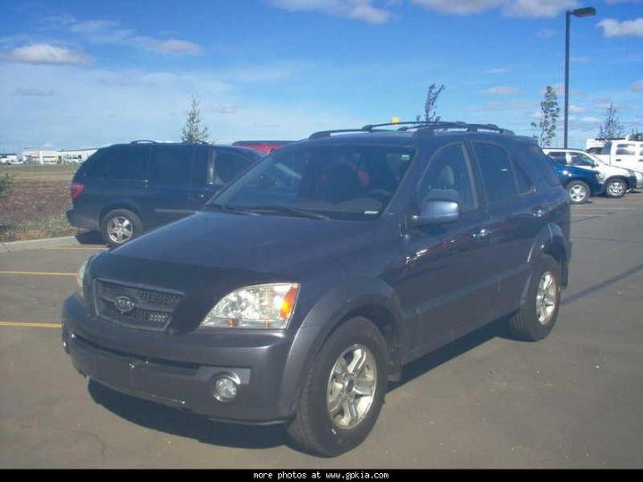 Used 2003 Kia Sorento EX for sale in Grande Prairie, AB