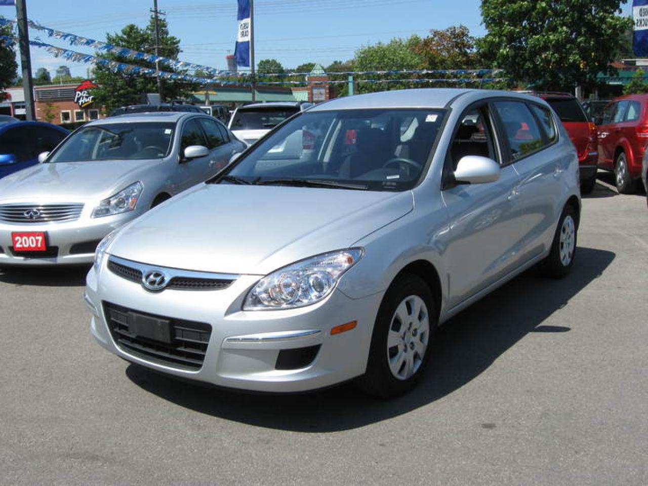 Used 2010 Hyundai Elantra GL Touring for sale in Mississauga, ON