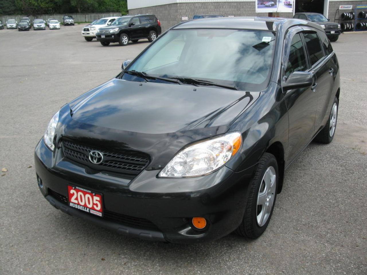 Used 2005 Toyota Matrix AWD for sale in Peterborough, ON