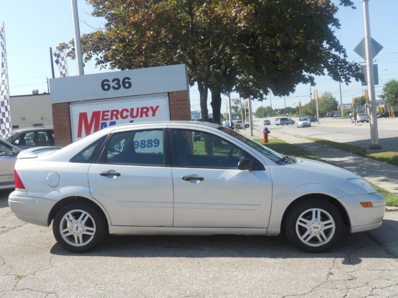 Used 2000 Ford Focus SE for sale in Oakville, ON
