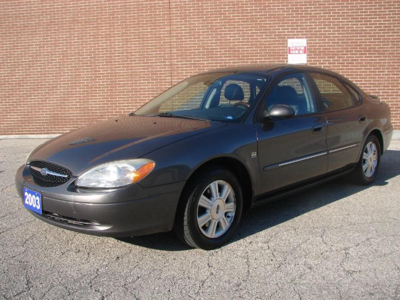 Used 2003 Ford Taurus SEL for sale in Mississauga, ON