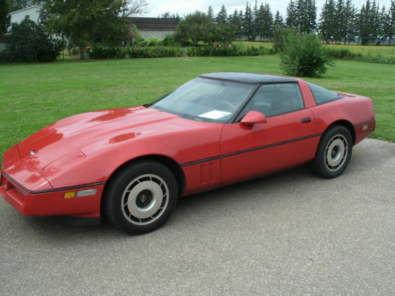 Used 1984 Chevrolet Corvette  for sale in Brantford, ON