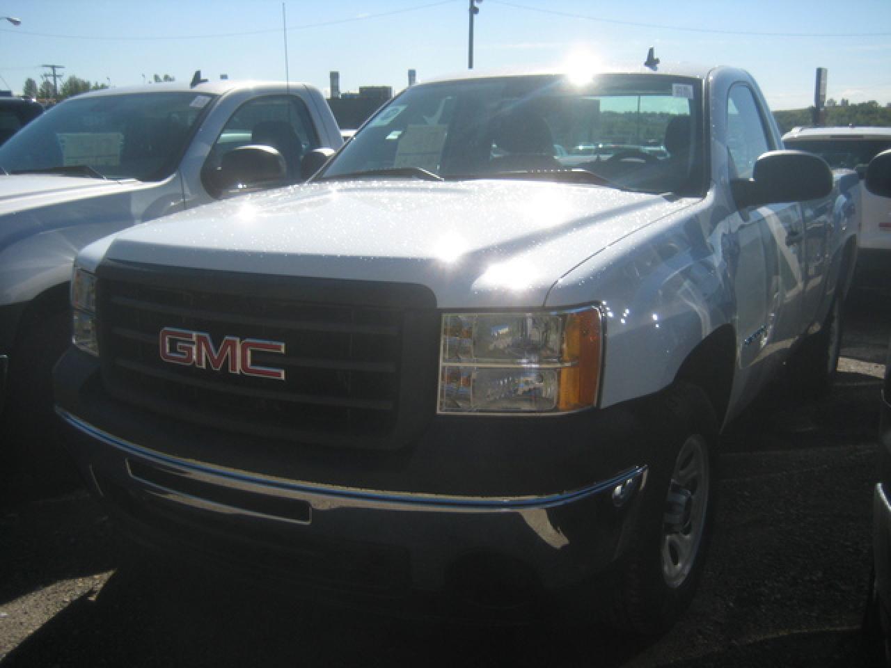 New 2011 GMC Sierra C1500 REG WT for sale in Calgary, AB