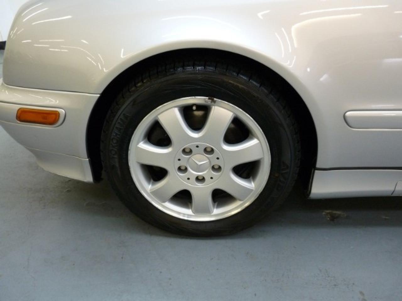 620987