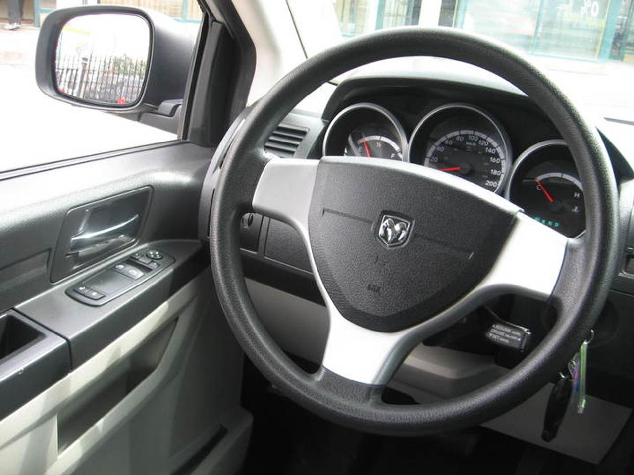 2009 Dodge Grand Caravan SE *** $15,500 *** Photo13