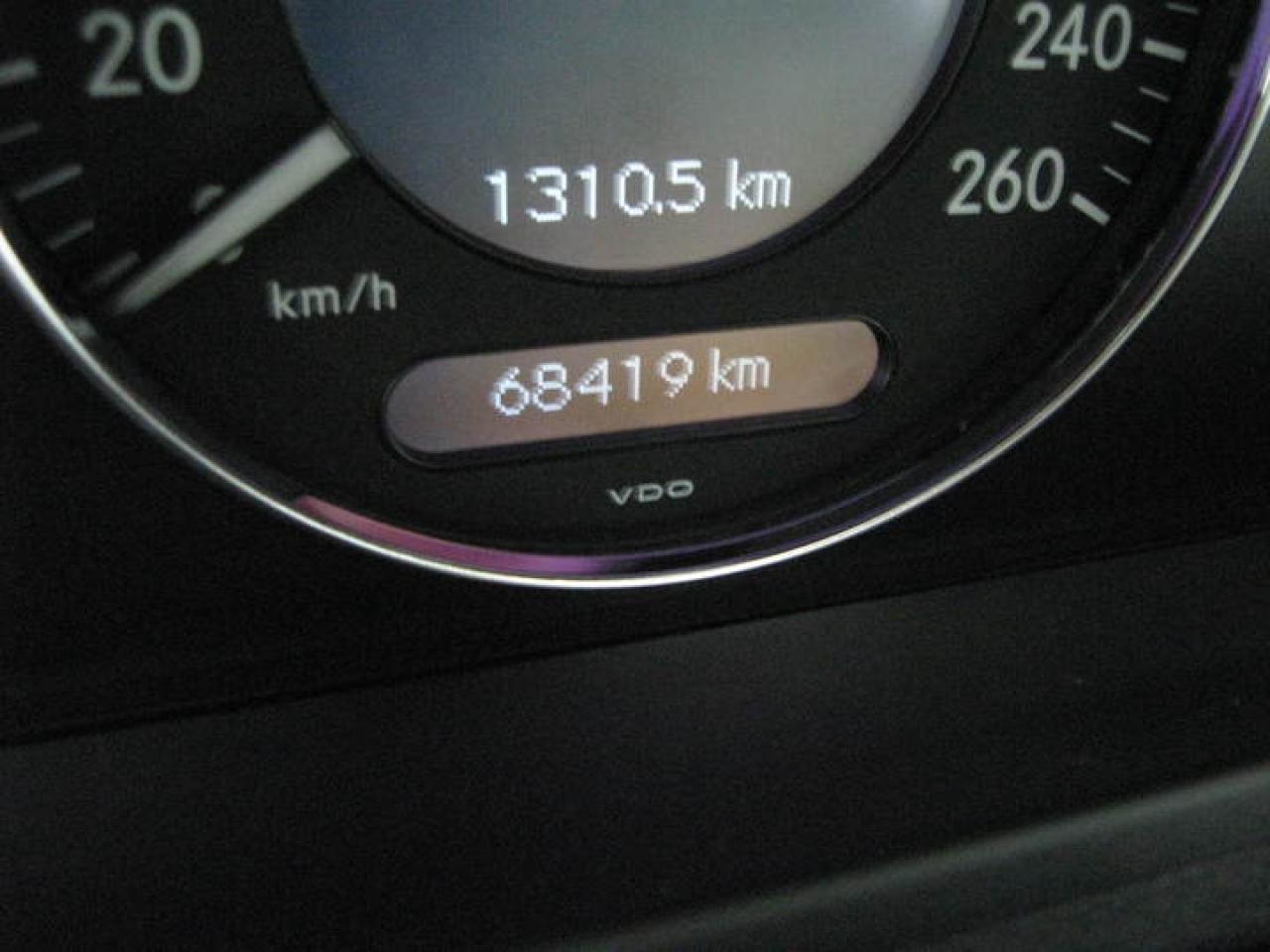 621095