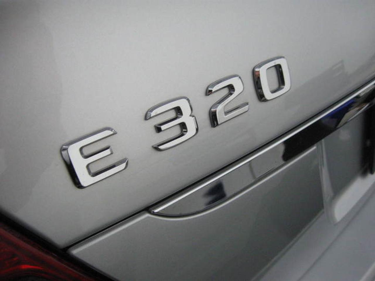 621095.10666185