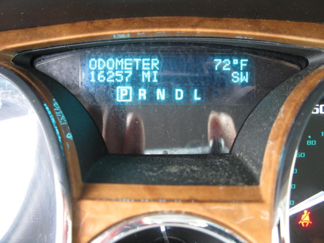 621123