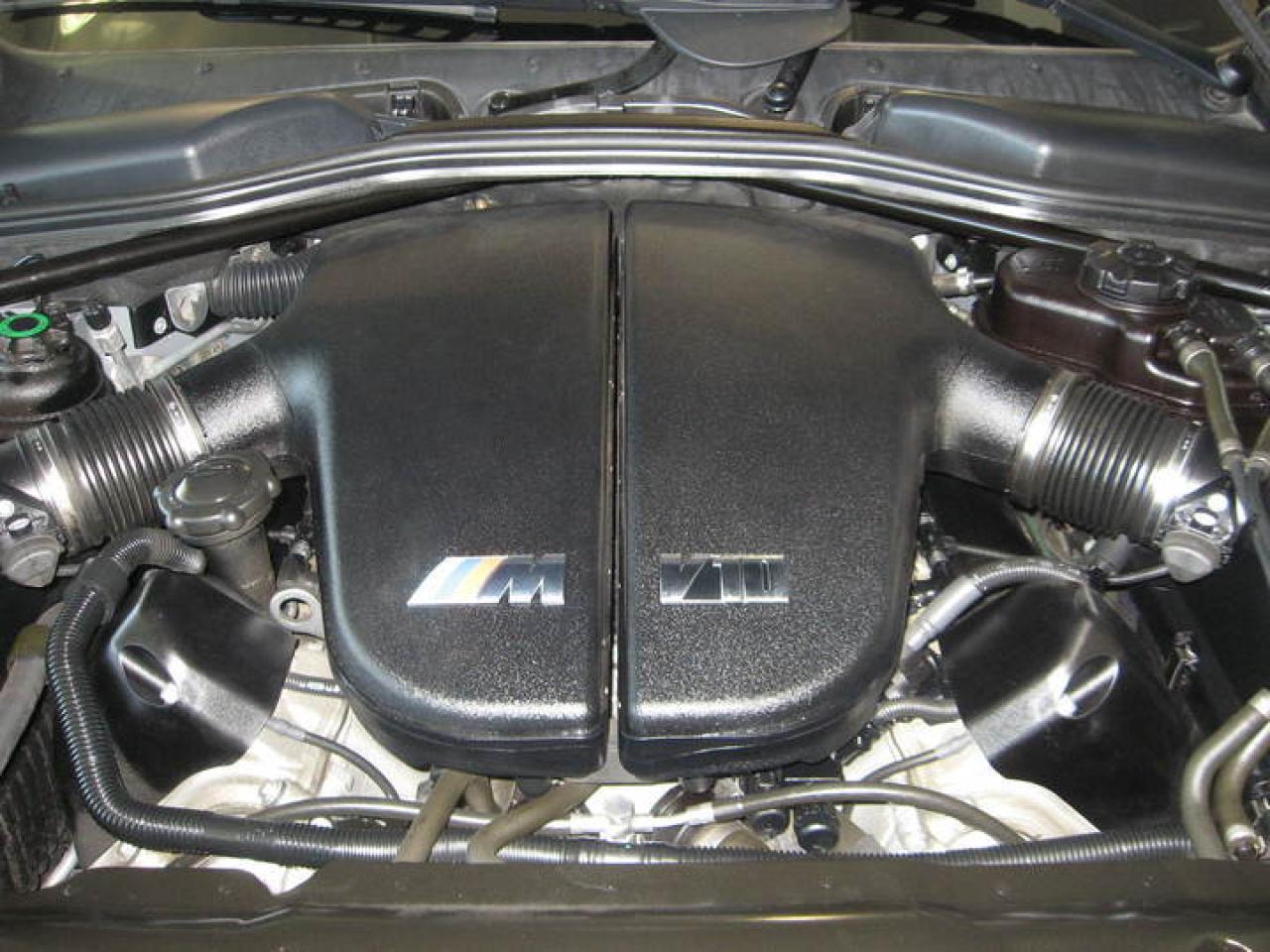 621133