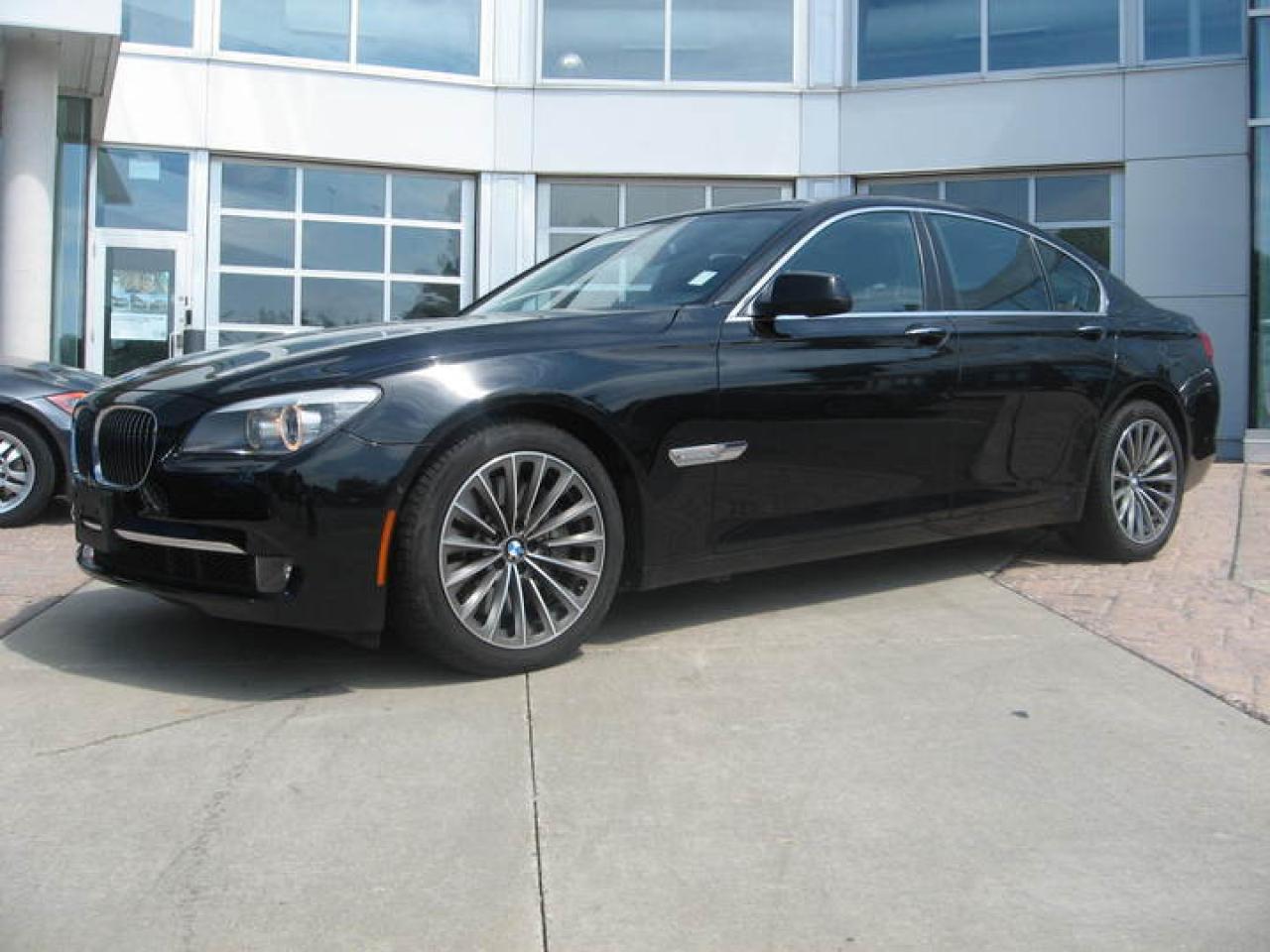 Used 2009 BMW 750i  for sale in Toronto, ON