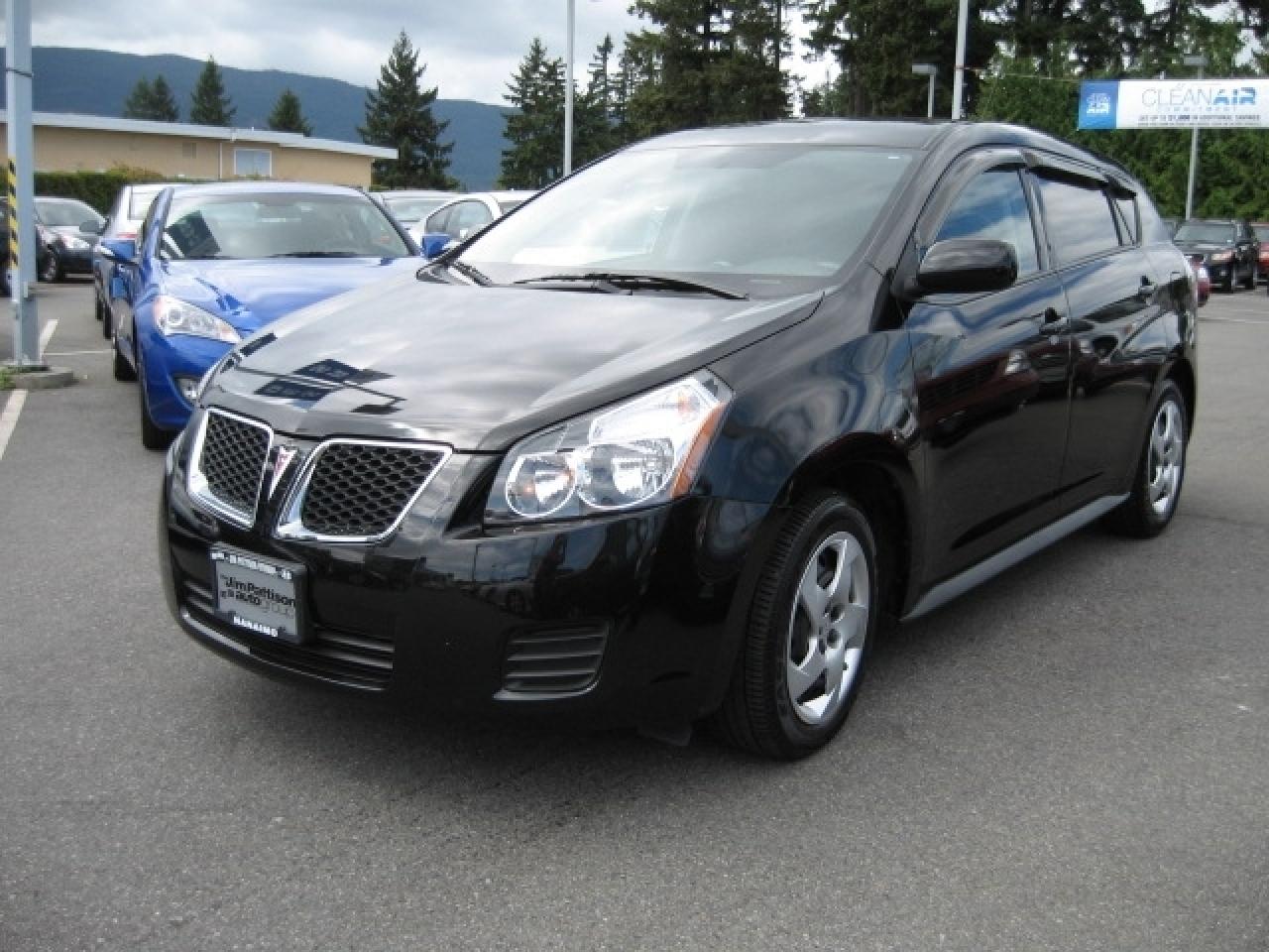 Used 2009 Pontiac Vibe  for sale in Nanaimo, BC