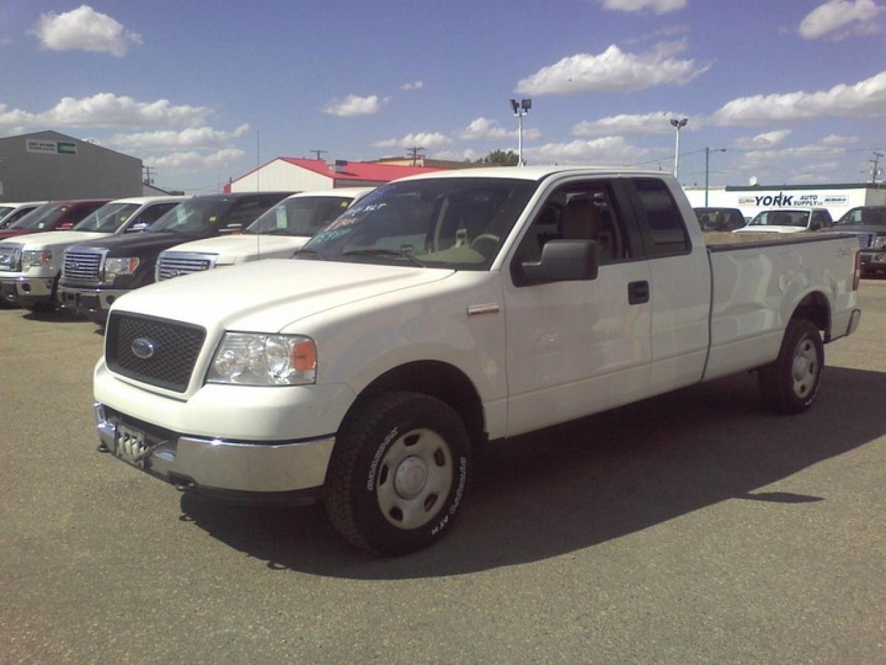 Used 2005 Ford F150 Super Cab  for sale in Moose Jaw, SK