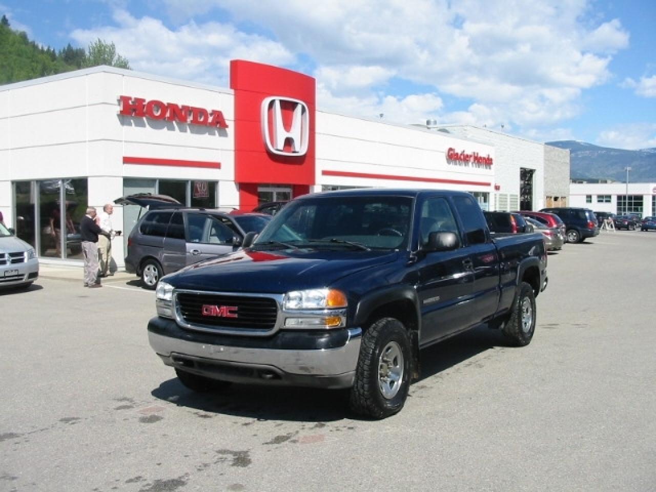 Used 2002 GMC Sierra 2500  for sale in Castlegar, BC