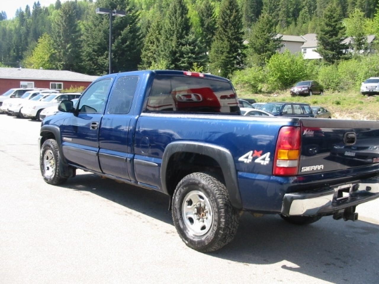 621281