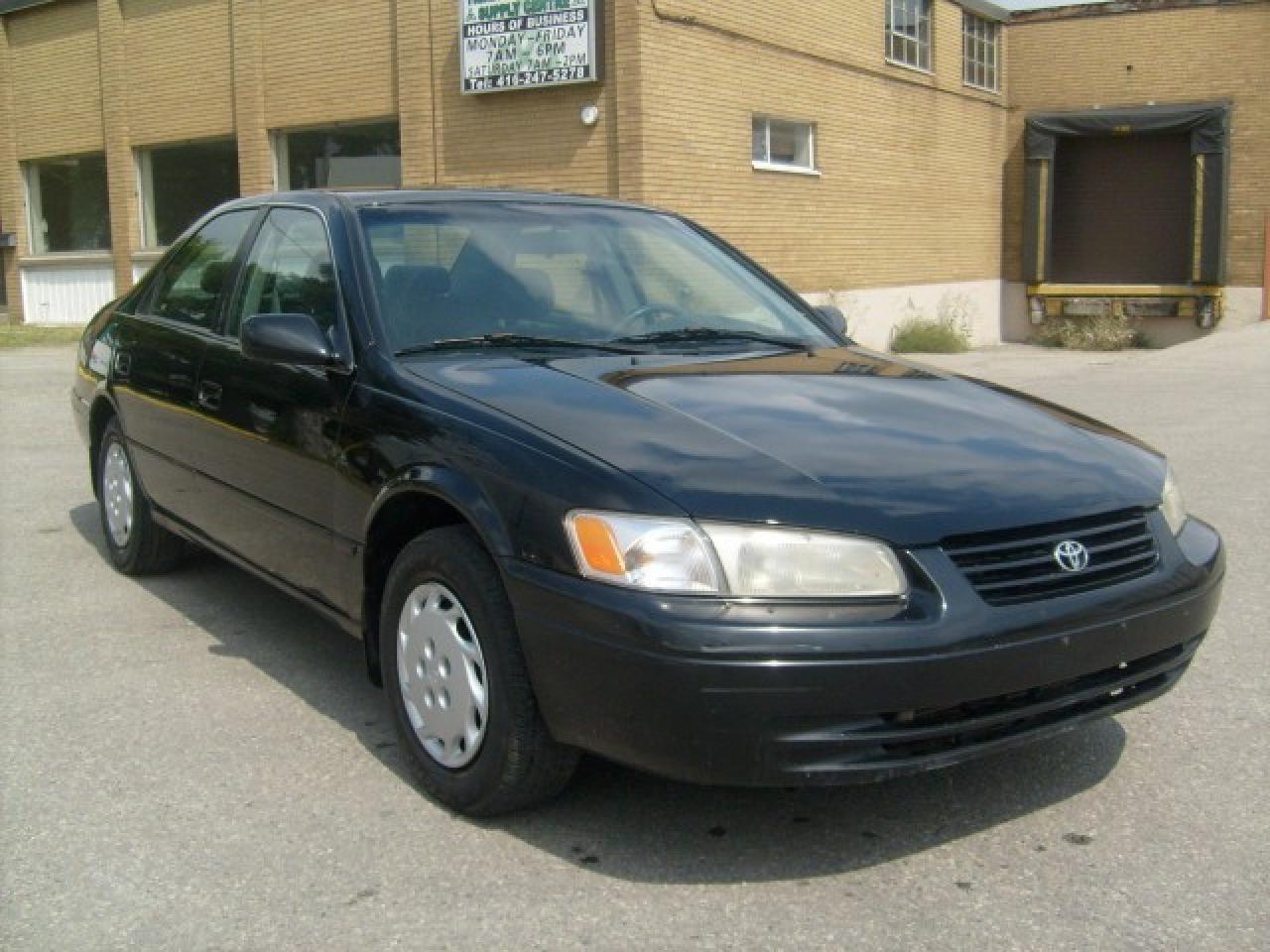 Used 1999 Toyota Camry LE for sale in North York, ON