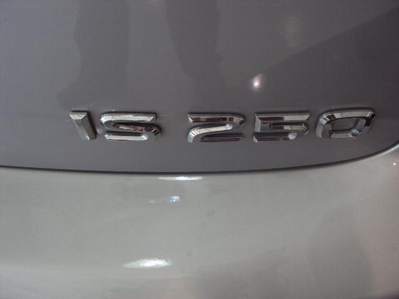 621304.10643158