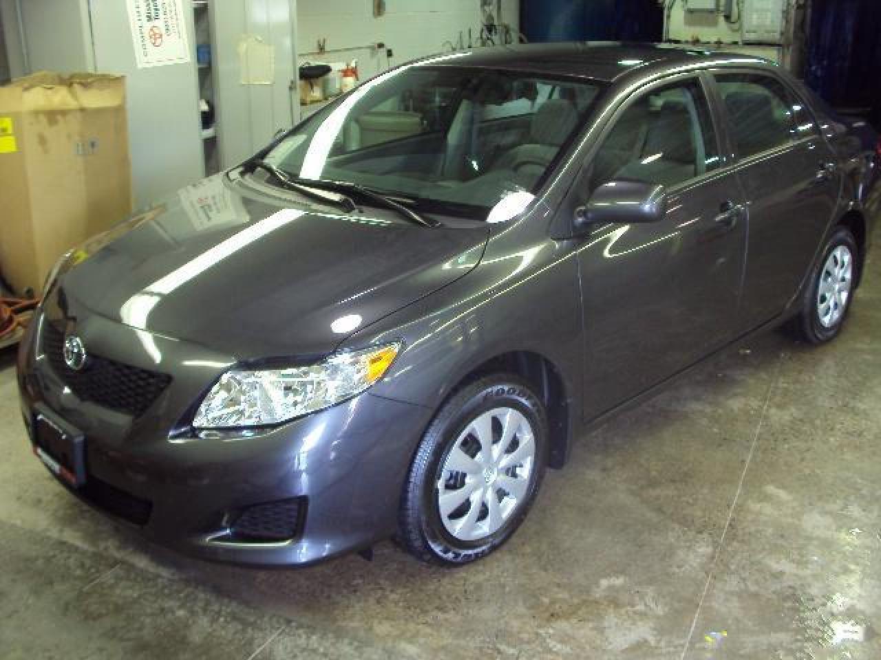 Used 2010 Toyota Corolla CE for sale in Mississauga, ON