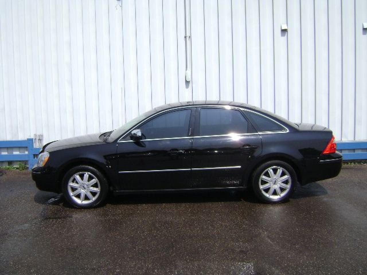 Used 2006 Ford Five Hundred LIMITED LEATHER-SUNROOF AWD for sale in Kitchener, ON