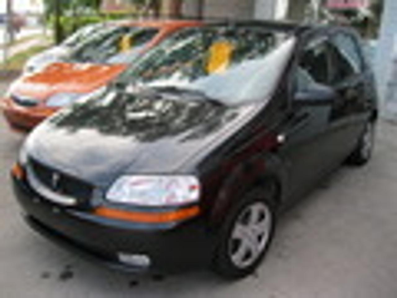 Used 2007 Pontiac Wave  for sale in London, ON