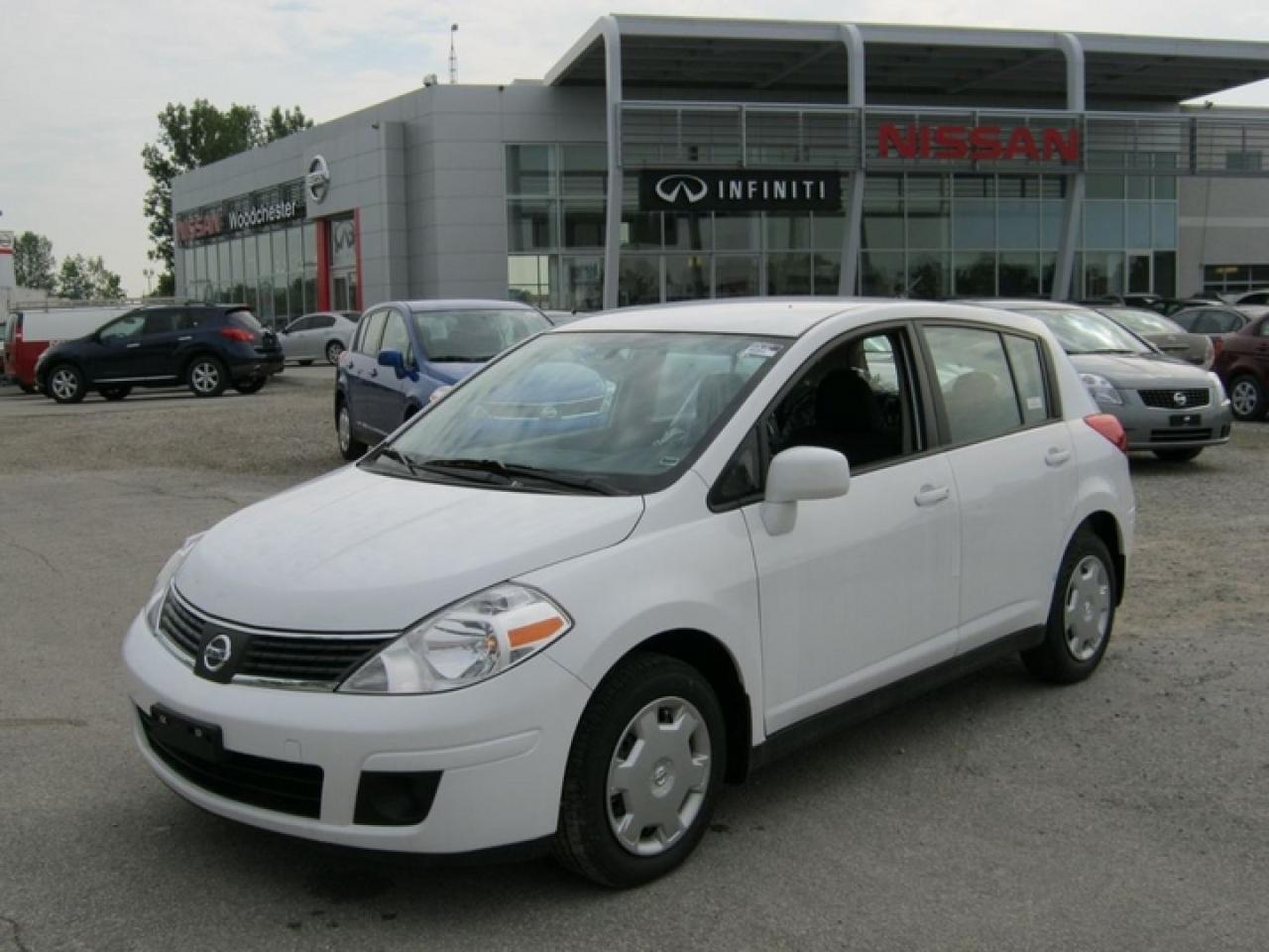 Used 2009 Nissan Versa  for sale in Mississauga, ON