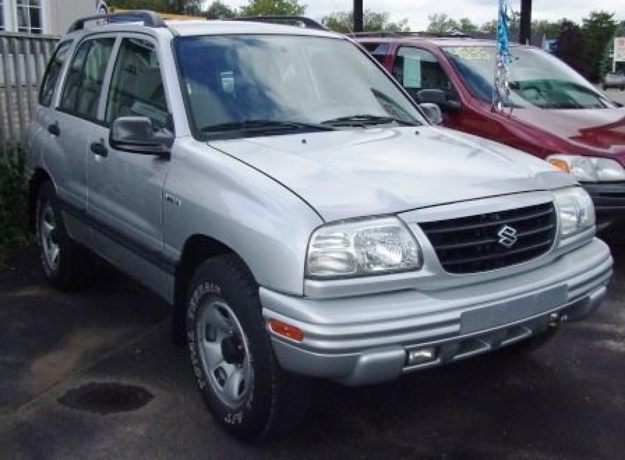 Used 2001 Suzuki Vitara 4X4 for sale in Barrie, ON